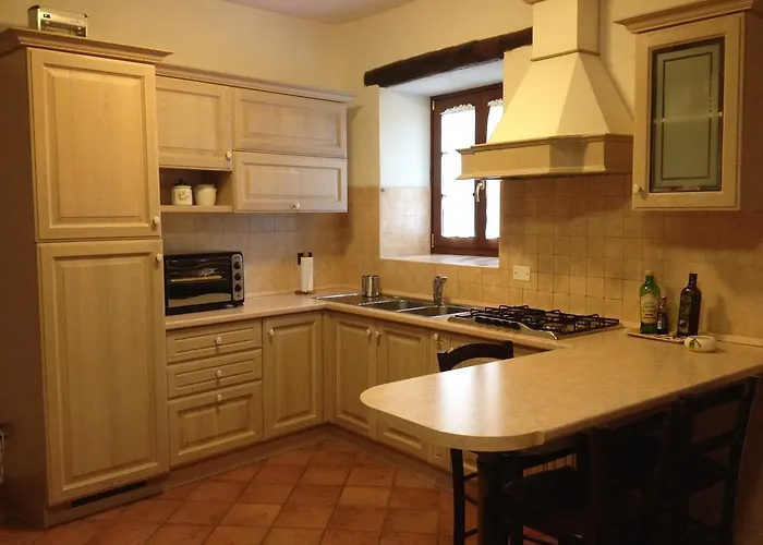 Sotto L'arco - Il Fienile